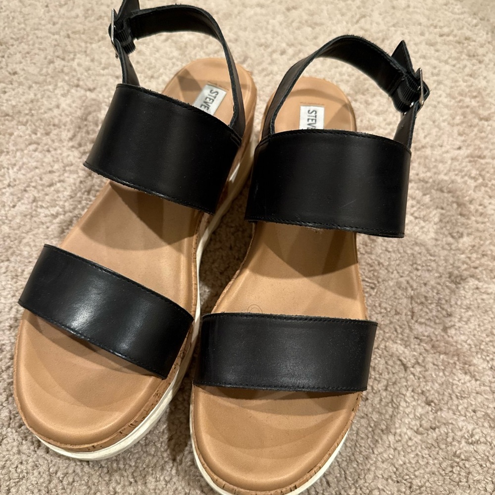 Steve Madden size 10 sandals